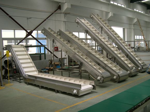 輸送機(jī)