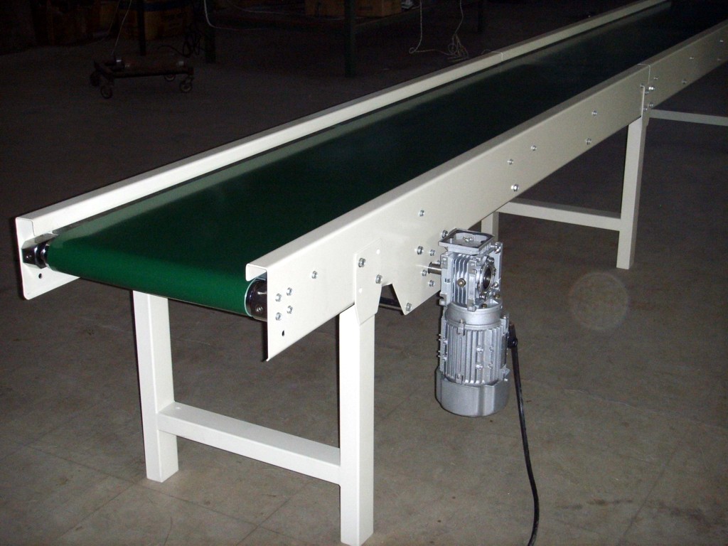 皮帶輸送機(jī)